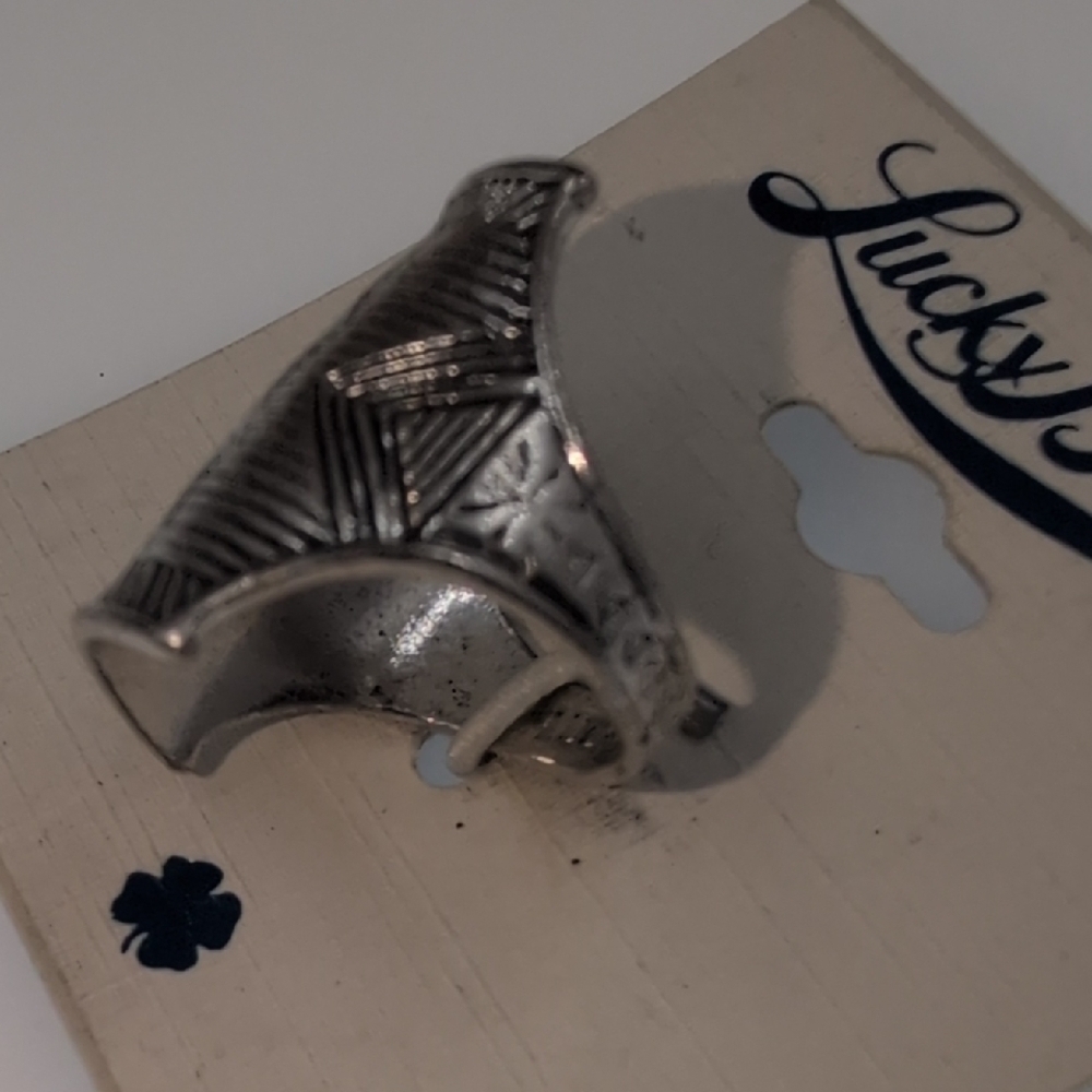 Lucky Brand Intricate Silver Ring - Picture 4 of 8